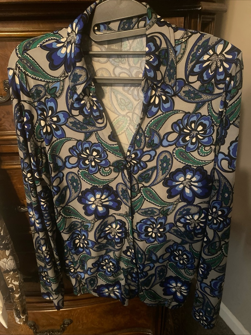Ann Taylor floral button up blouse